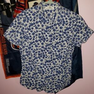 ♡♡USED♡♡ Floral Patterned Button Up Blouse